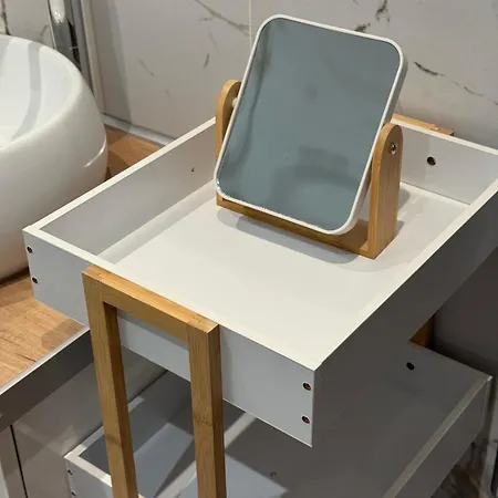 Corner Monaco Apartment