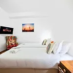 Le Corner - 5 Min To - Ideal Couples Or Groups - Near Events - Quiet - Premium Services